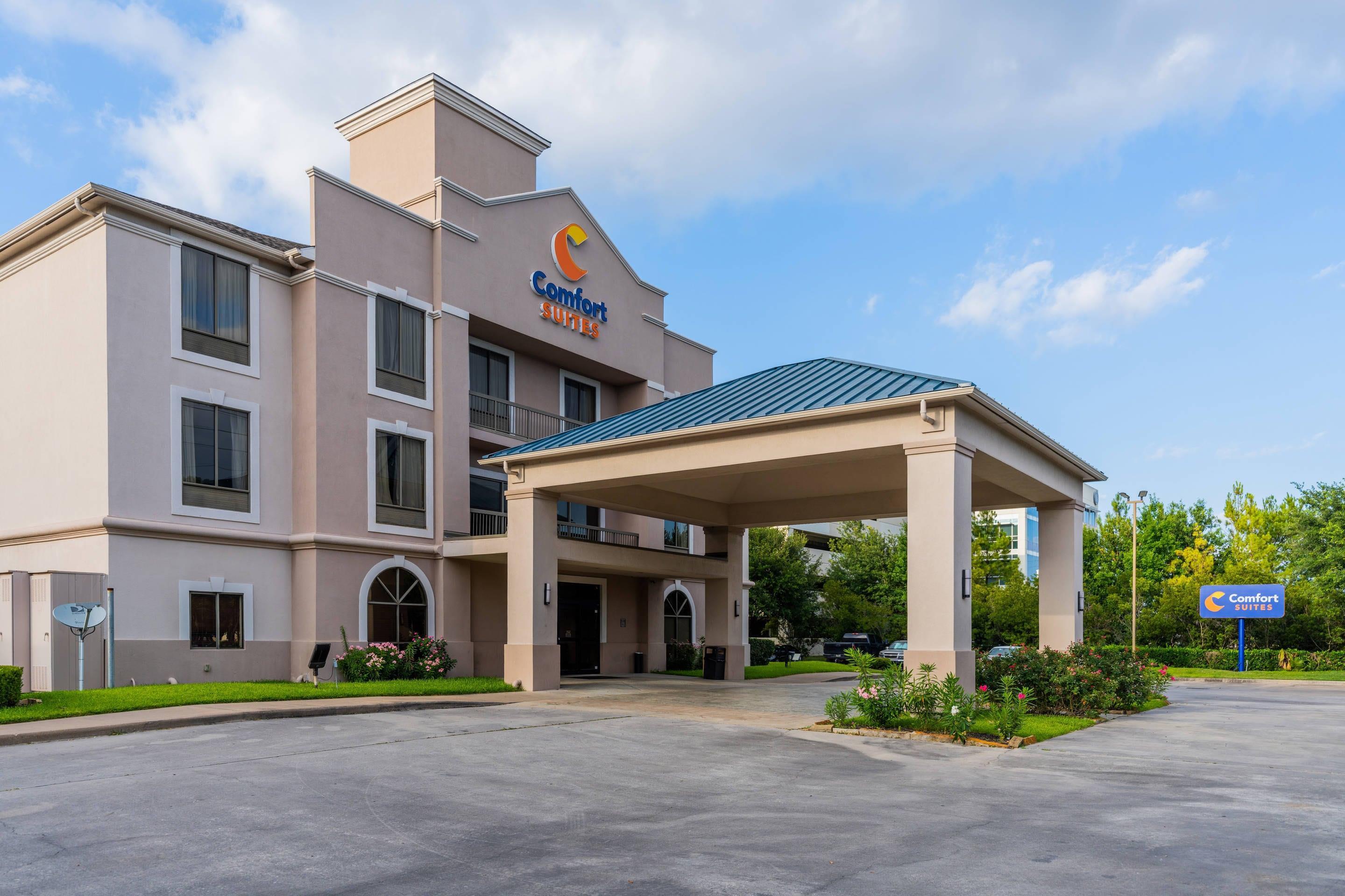 Hotel exterior | Comfort Suites Houston West at Clay Road