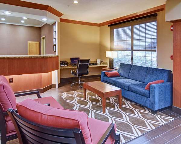 Conference Area - Comfort Suites Roanoke