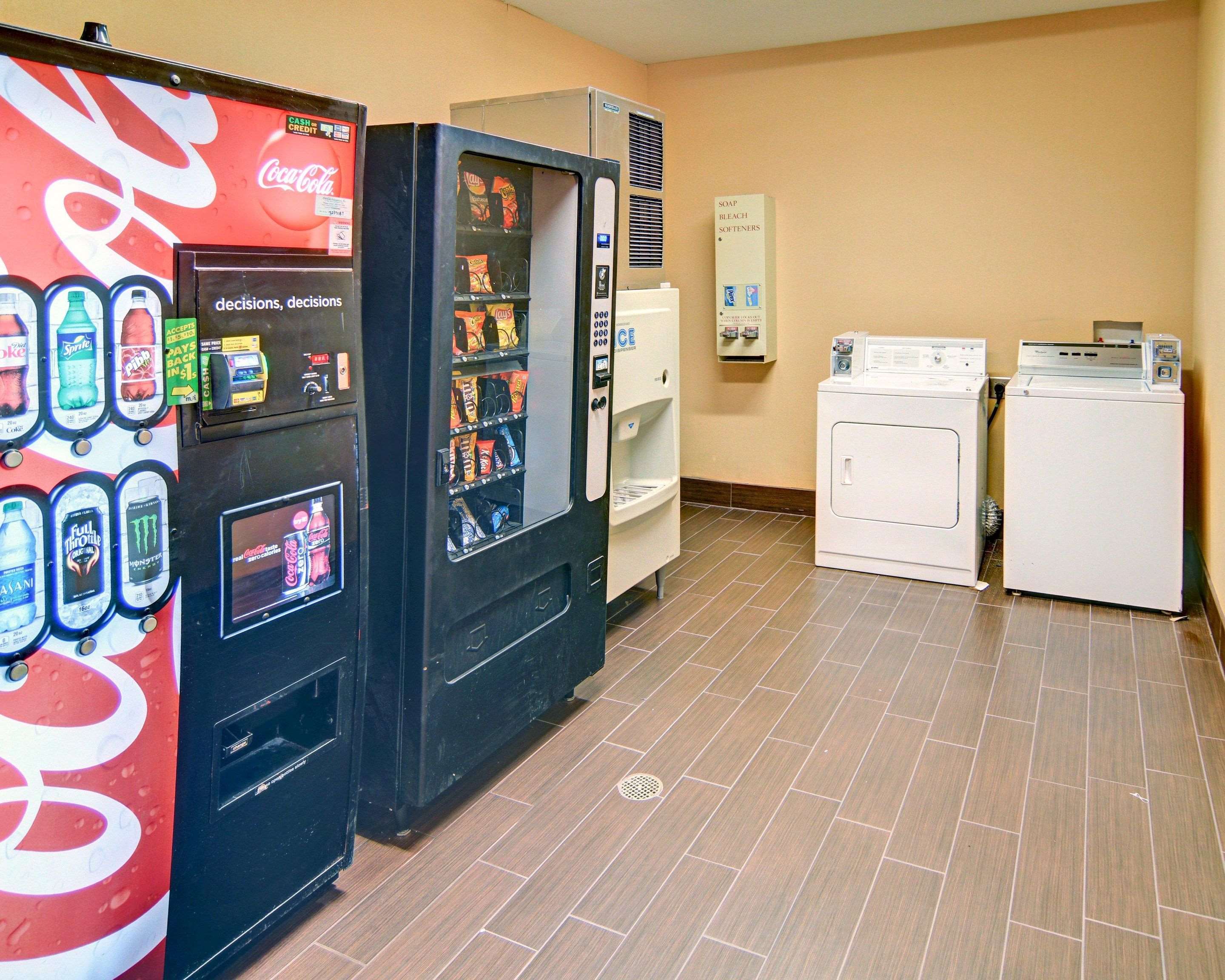 Hotel Laundry and Vending Area | Comfort Suites Roanoke - Fort Worth North