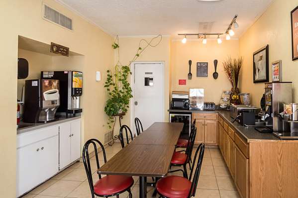 Amenities - Econo Lodge Dalhart