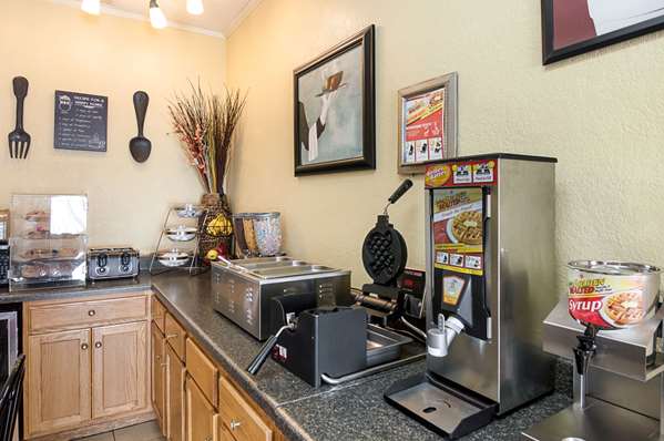 Amenities - Econo Lodge Dalhart