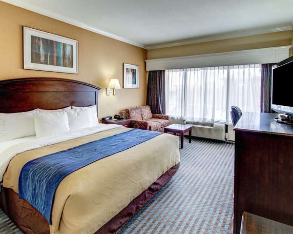  - Comfort Inn Corsicana - I-45, Exit 231