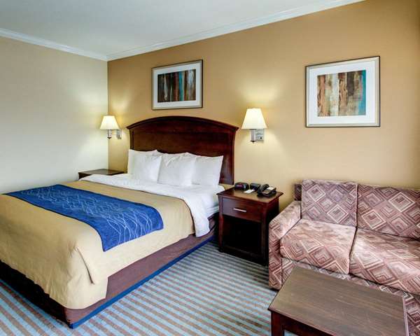  - Comfort Inn Corsicana - I-45, Exit 231