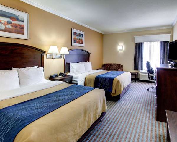  - Comfort Inn Corsicana - I-45, Exit 231