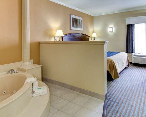  - Comfort Inn Corsicana - I-45, Exit 231
