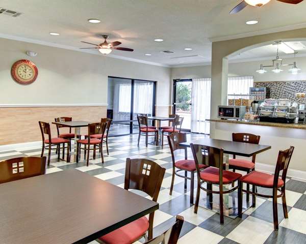 Amenities - Comfort Inn Corsicana - I-45, Exit 231