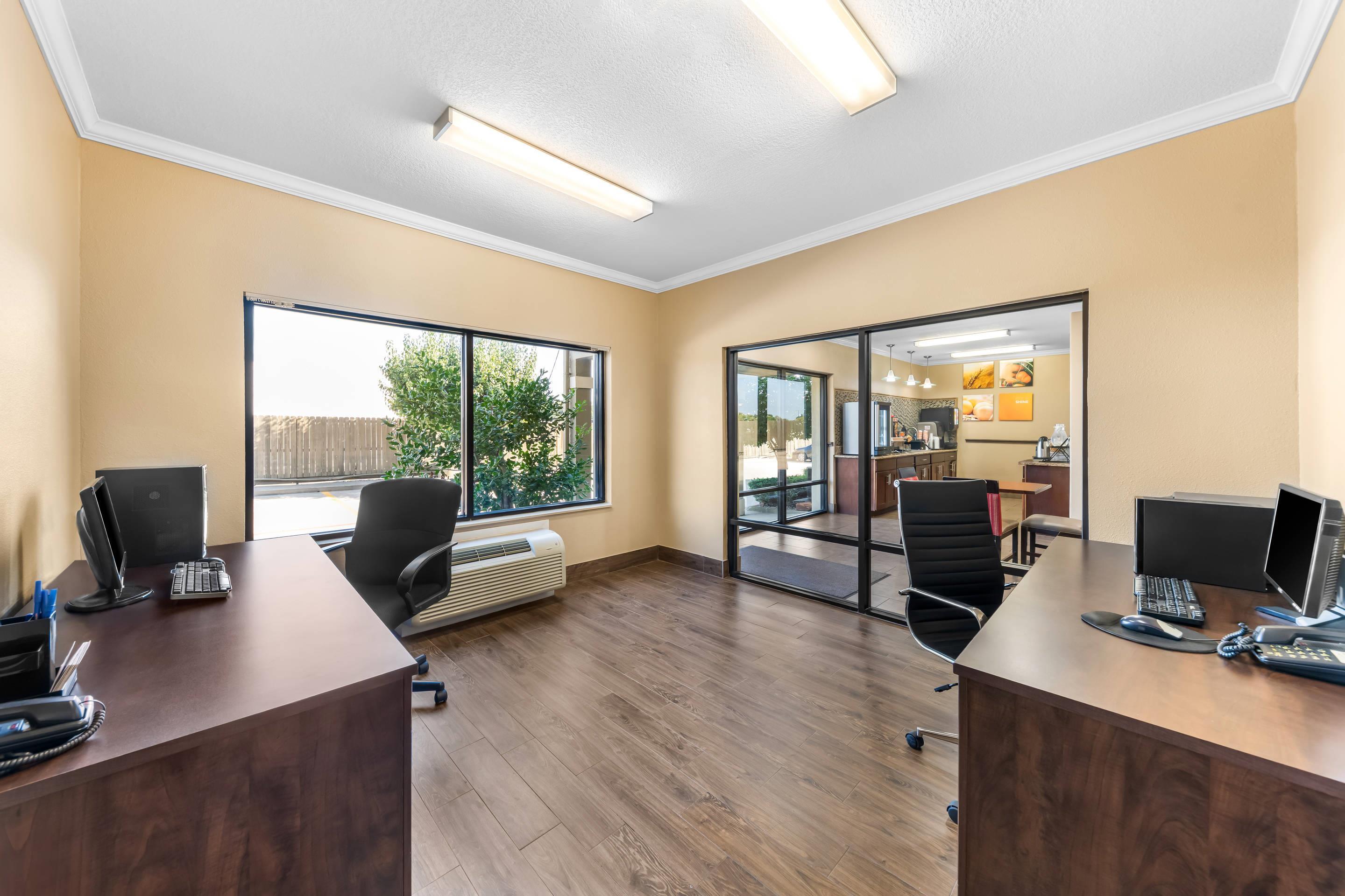 Business center | Comfort Inn Corsicana East