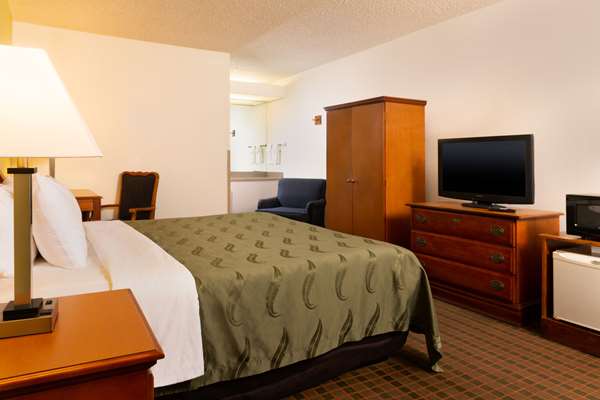  - Quality Inn Arlington Highlands Arlington - I-20, Exit 450