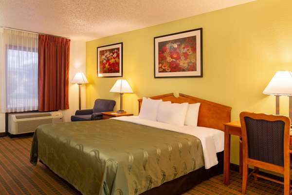  - Quality Inn Arlington Highlands Arlington - I-20, Exit 450
