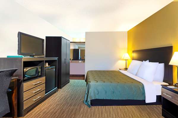  - Quality Inn Arlington Highlands Arlington - I-20, Exit 450