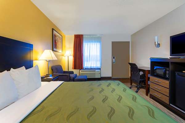 - Quality Inn Arlington Highlands Arlington - I-20, Exit 450