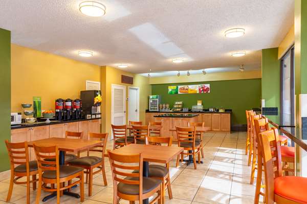 Amenities - Quality Inn Arlington Highlands Arlington - I-20, Exit 450