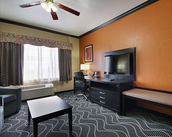 Suite - Comfort Suites Rowlett - I-30, Exit 64