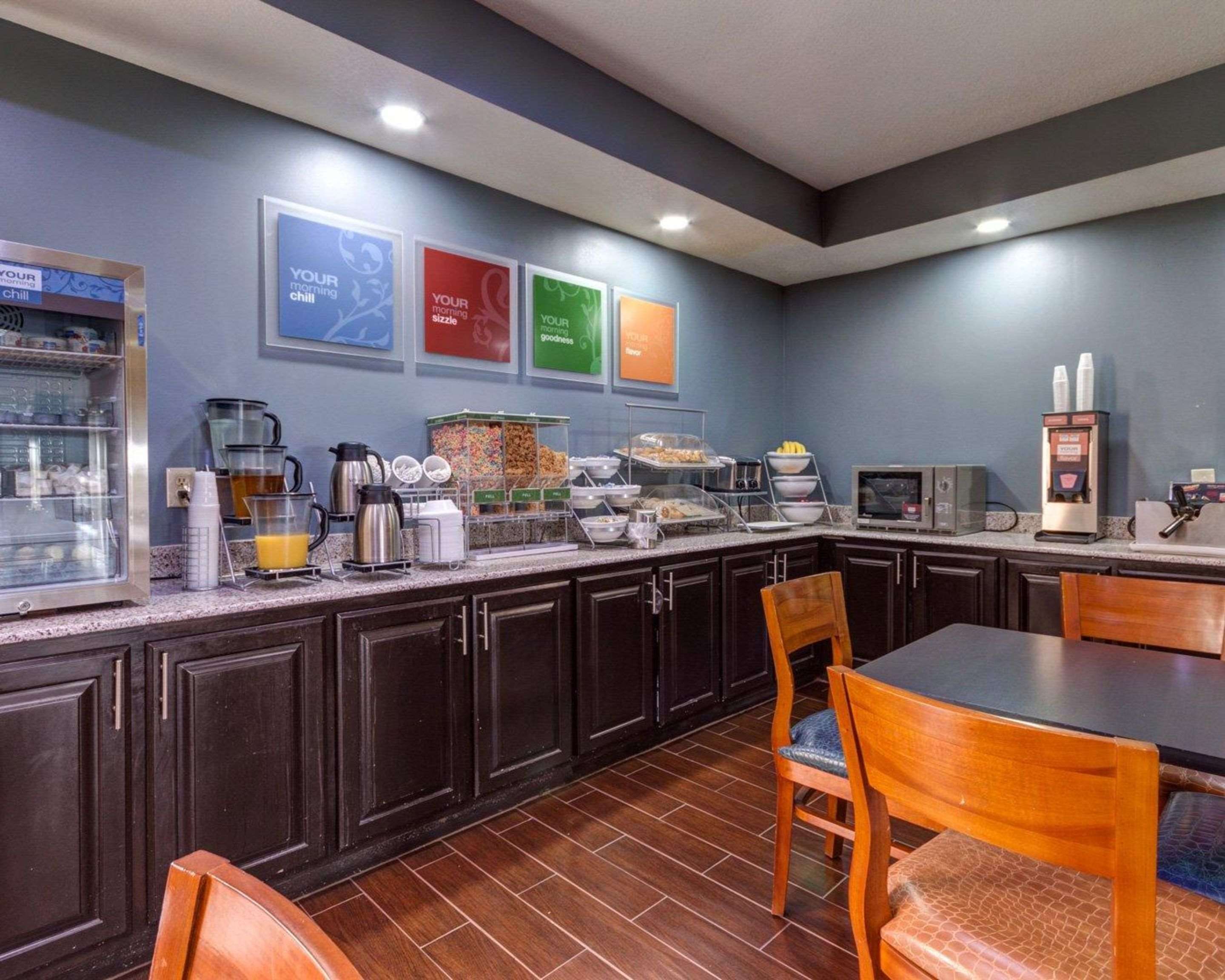 Breakfast counter