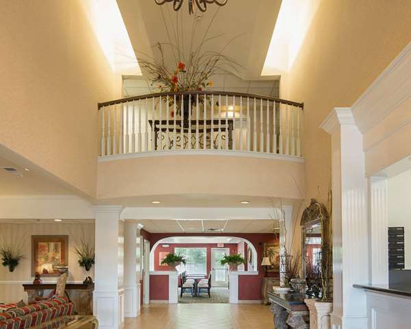  - Comfort Suites Texarkana - I-30, Exit 220B