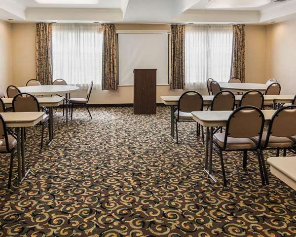  - Comfort Suites Texarkana - I-30, Exit 220B