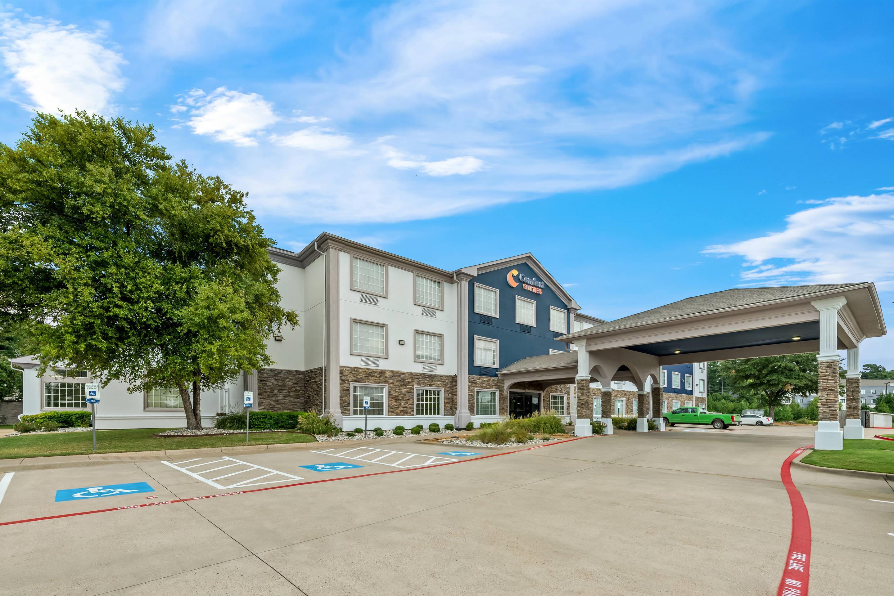 Hotel exterior | Comfort Suites Texarkana Texas