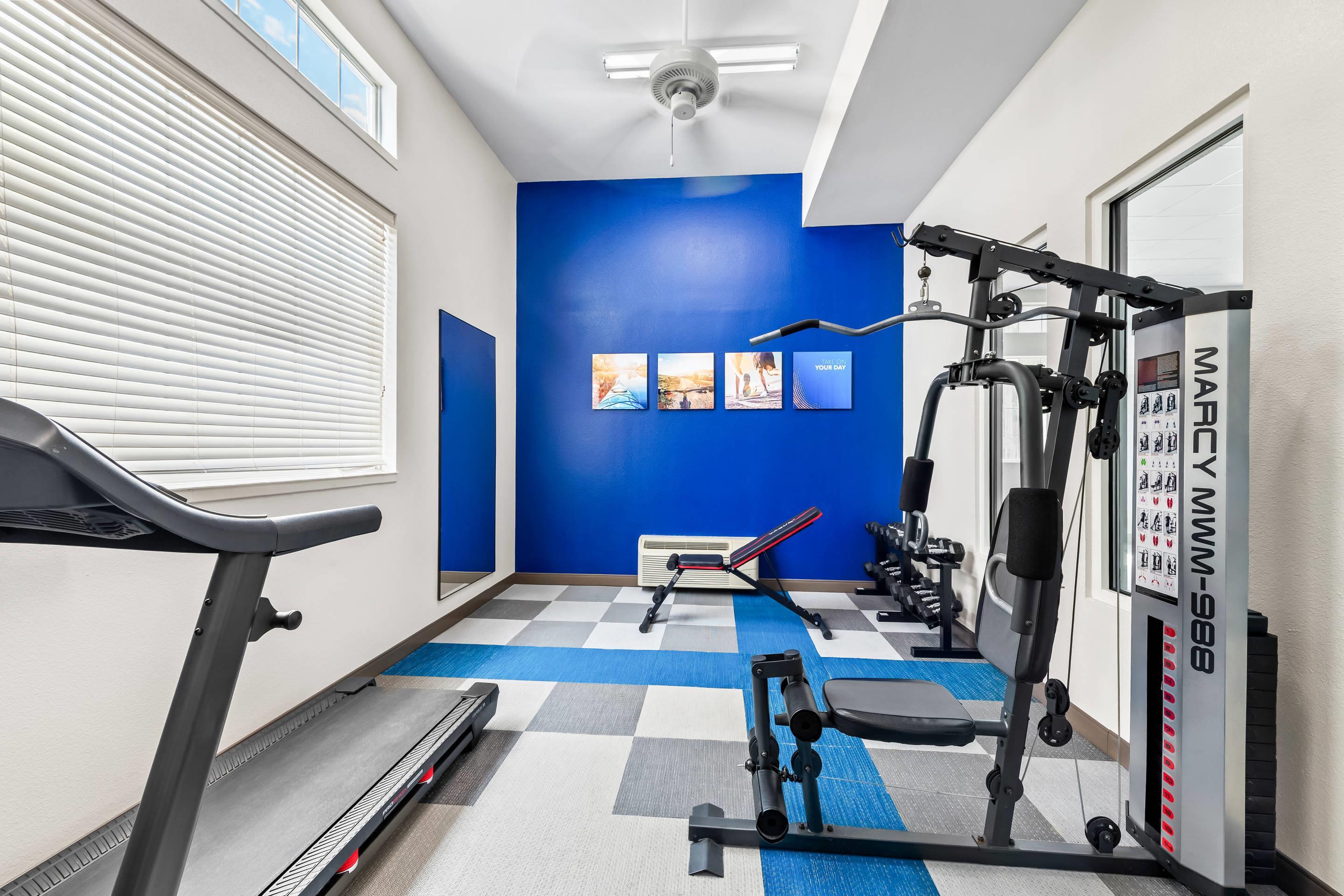 Exercise room | Comfort Suites Texarkana Texas