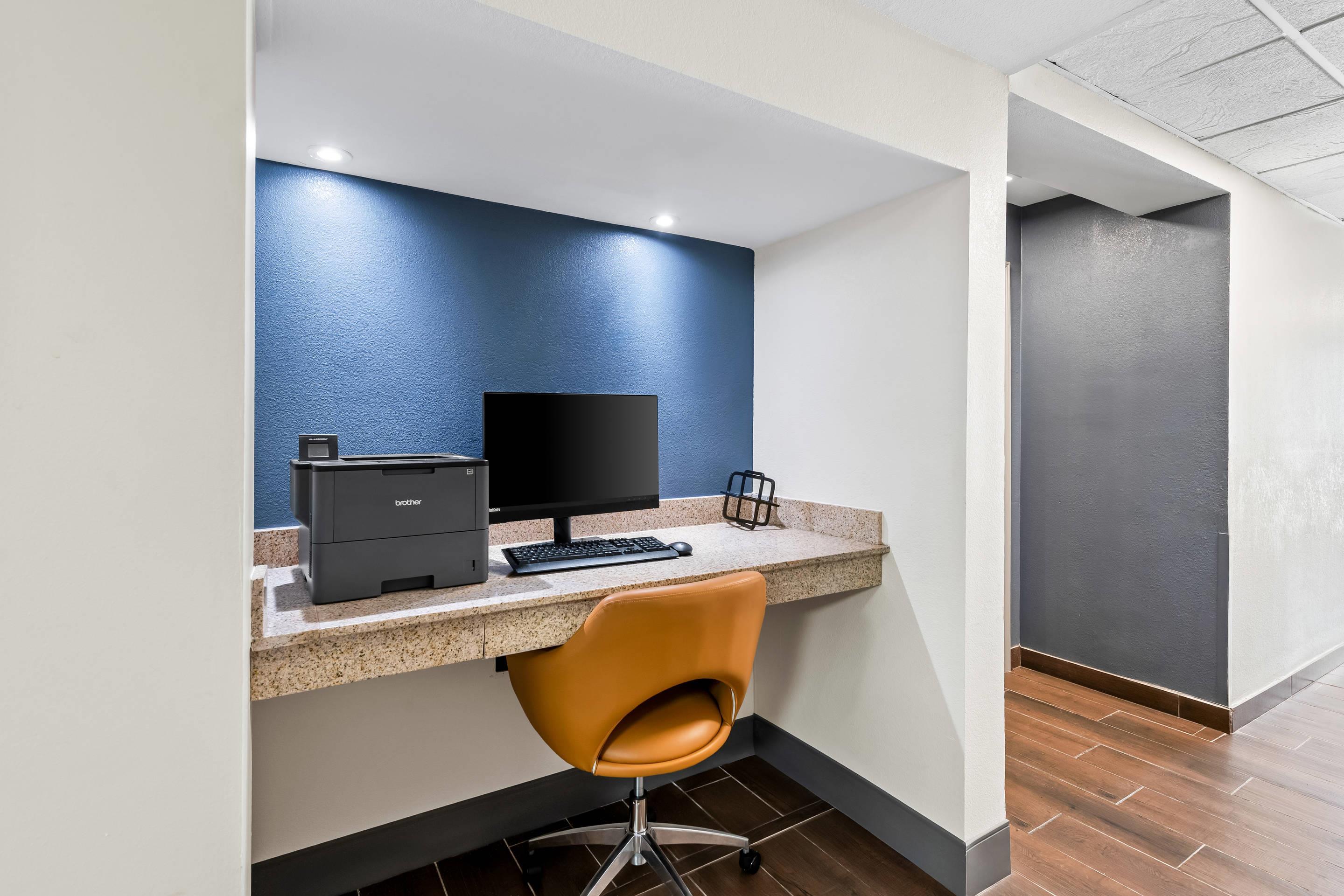 Business center | Comfort Suites Texarkana Texas