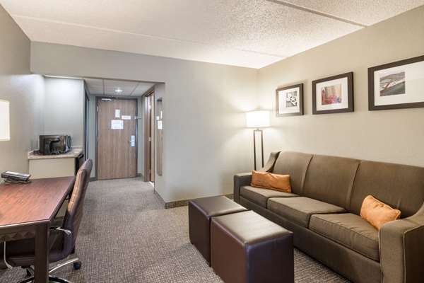 Suite - Comfort Suites Airport Austin