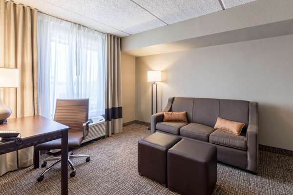 Suite - Comfort Suites Airport Austin