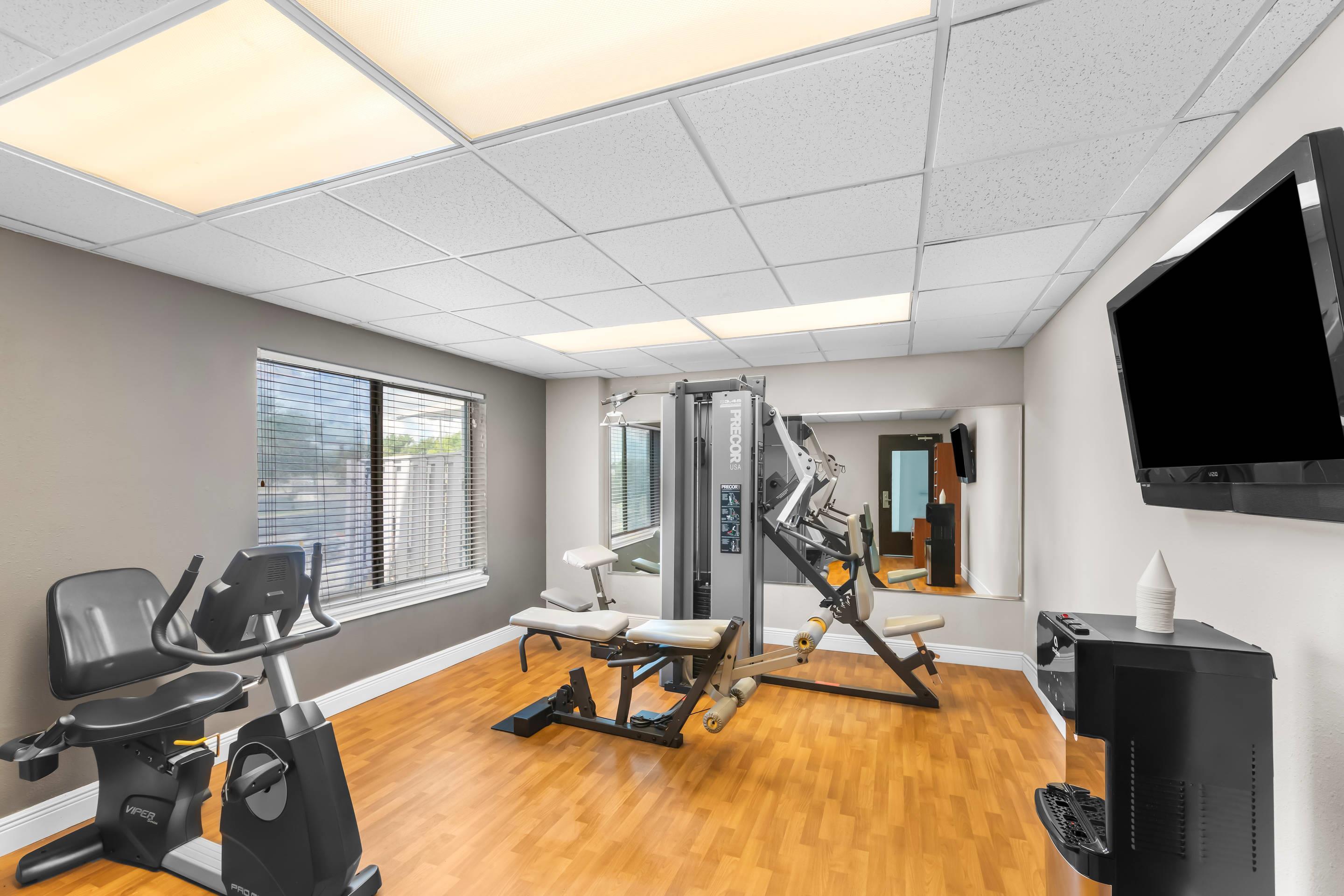 Fitness center | Comfort Suites Austin Airport