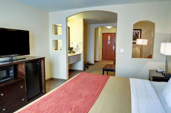 Suite - Comfort Inn & Suites Amarillo - I-40, Exit 64