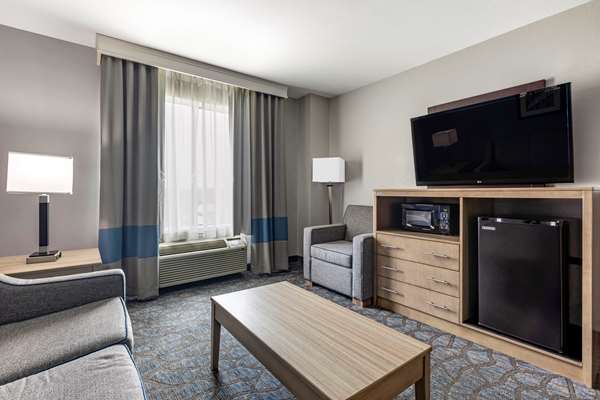 Suite - Comfort Inn Mansfield