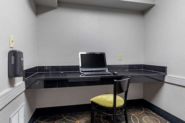 Conference Area - Comfort Inn Mansfield