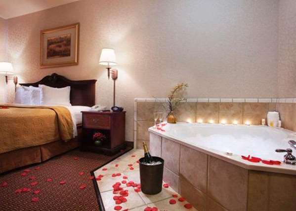 Suite - Quality Inn & Suites South Waco - I-35, Exit 331