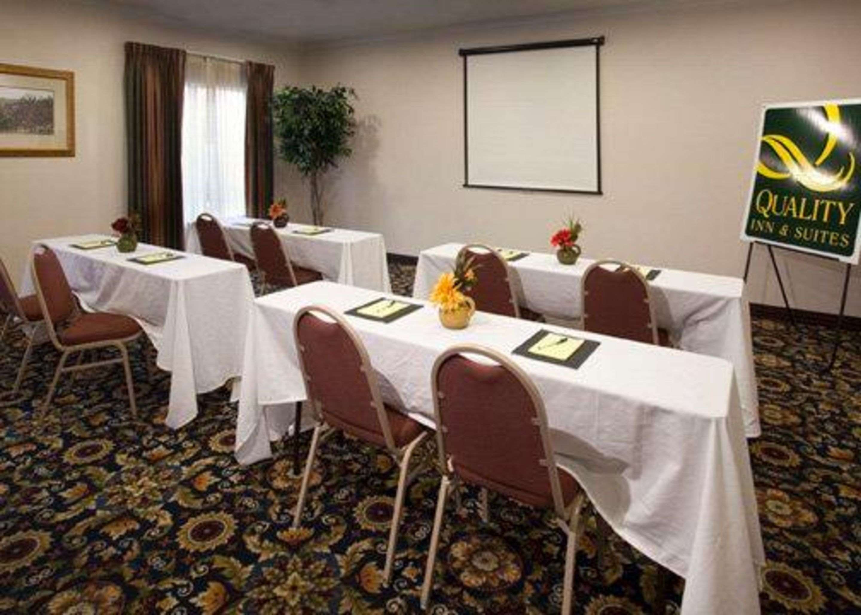 Meeting room | Quality Inn & Suites, Near University