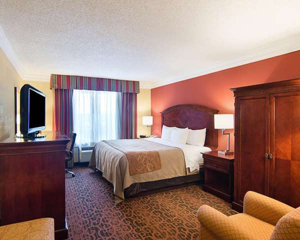  - Comfort Inn & Suites West Katy - I-10, Exit 745