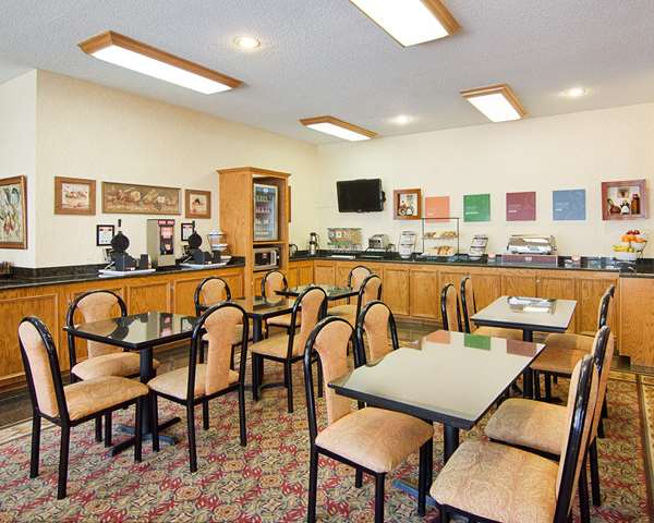 Amenities - Comfort Inn & Suites West Katy - I-10, Exit 745