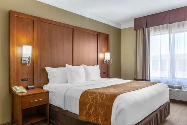 Suite - Comfort Suites Plainview - I-27, Exit 49