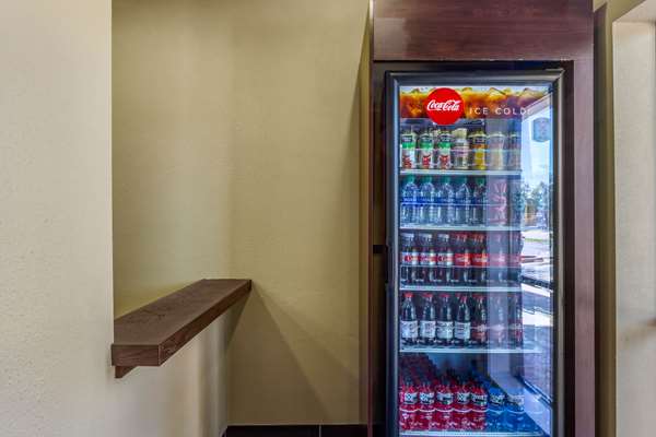  - Comfort Suites Plainview - I-27, Exit 49