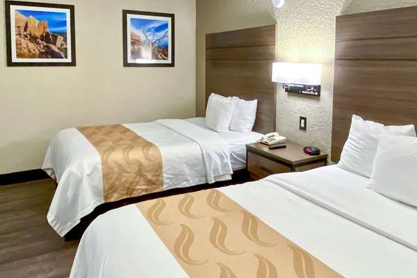  - Quality Inn & Suites El Paso - I-10, Exit 24