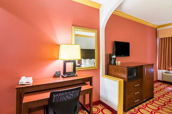 Suite - Quality Suites Lubbock