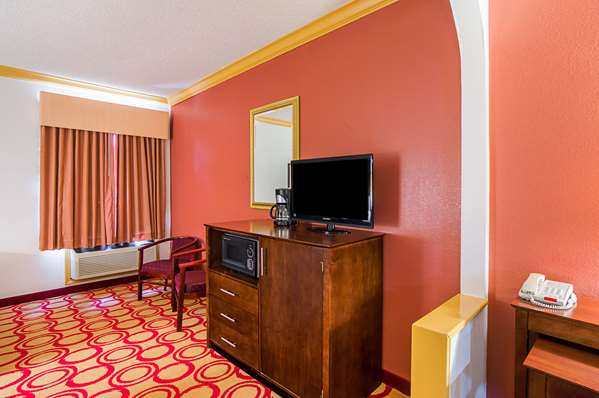 Suite - Quality Suites Lubbock
