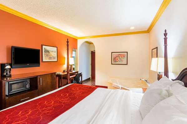 Suite - Quality Suites Lubbock