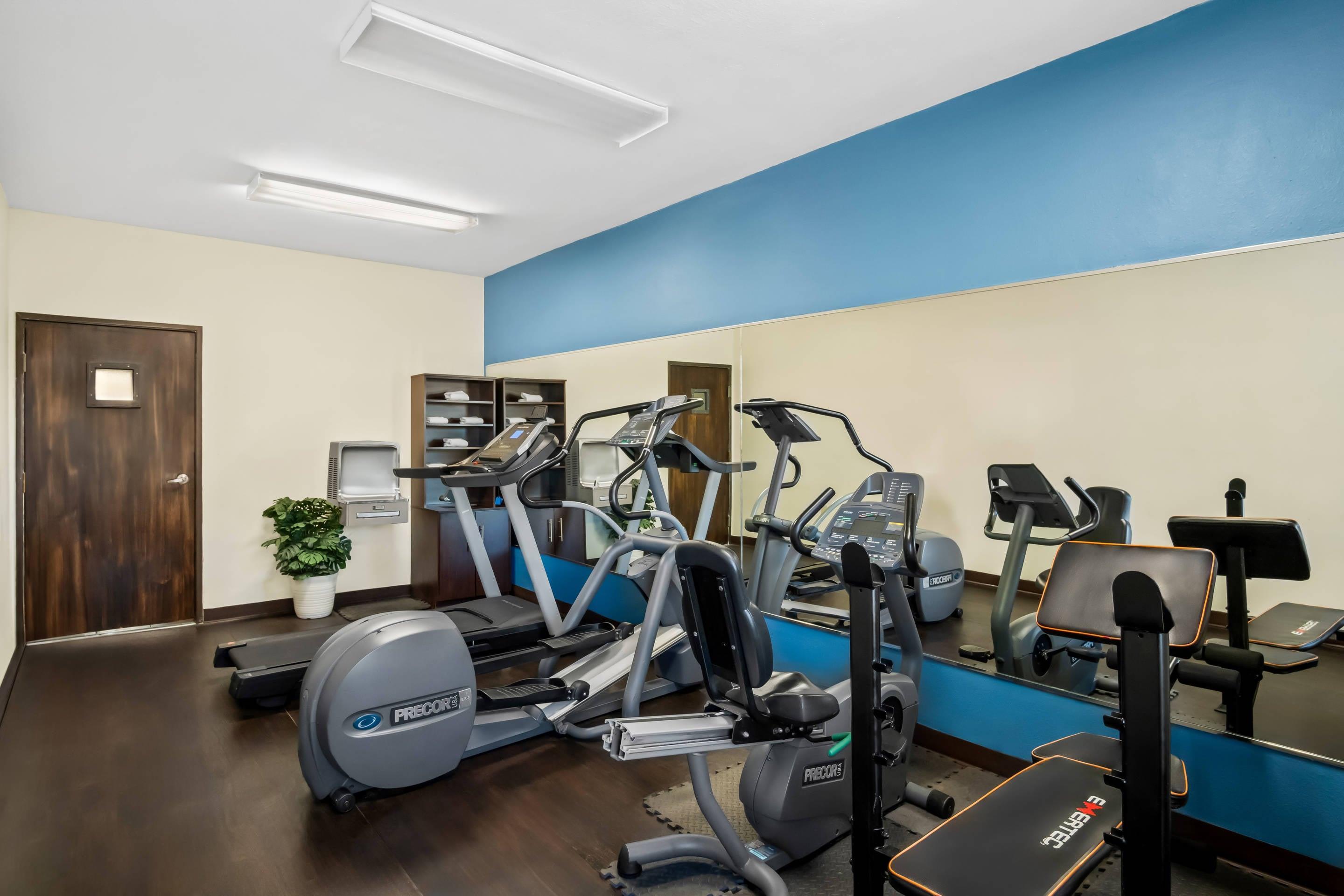 Fitness center | Quality Suites Las Colinas Center