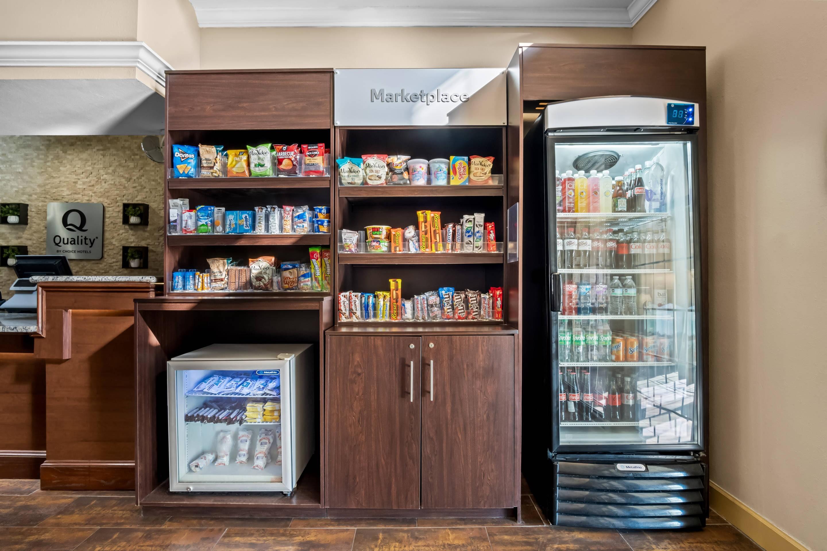 Hotel marketplace | Quality Suites Las Colinas Center