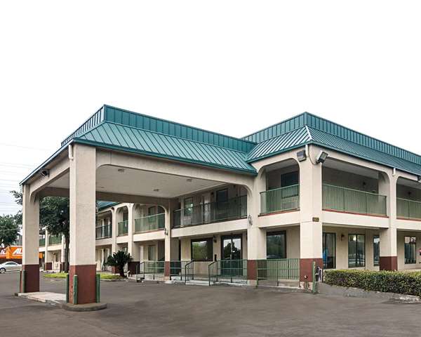 Exterior view - Rodeway Inn & Suites Northwest Houston