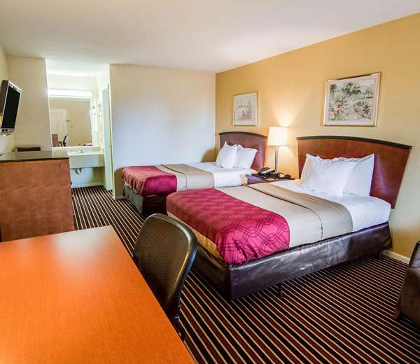  - Rodeway Inn & Suites Northwest Houston