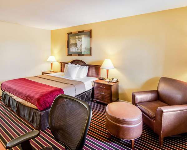  - Rodeway Inn & Suites Northwest Houston