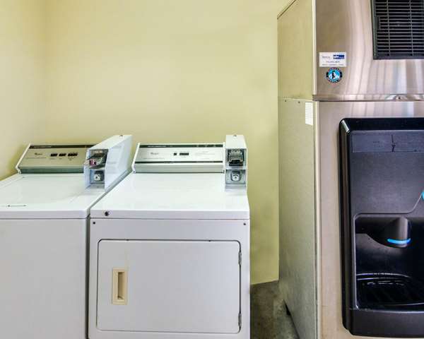 Amenities - Rodeway Inn & Suites Northwest Houston