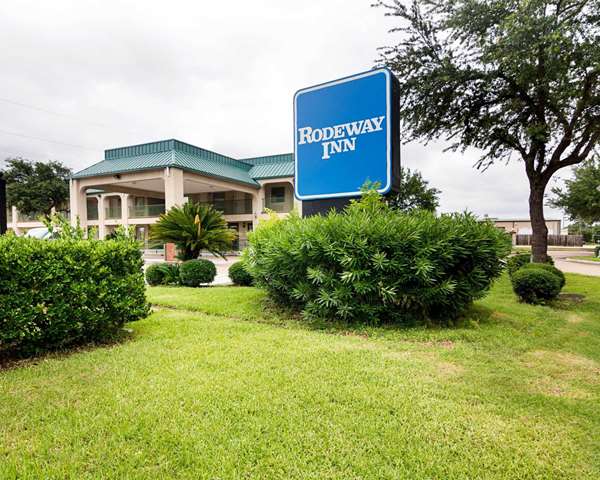 Exterior view - Rodeway Inn & Suites Northwest Houston