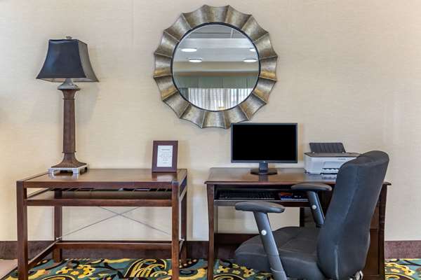 Conference Area - Quality Inn Six Flags Fiesta Park San Antonio - I-10, Exit 556