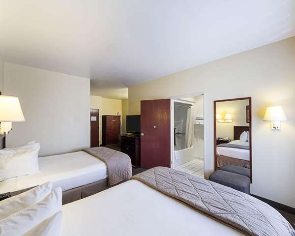 Suite - Quality Inn & Suites Kerrville - I-10, Exit 508