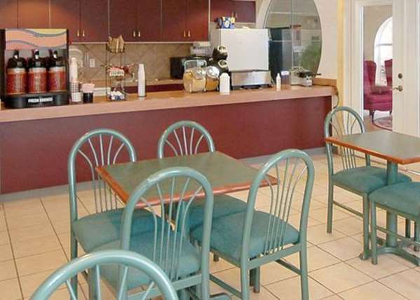 Amenities - Quality Inn & Suites Kerrville - I-10, Exit 508