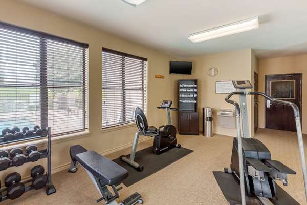 Fitness/ Exercise Room - Quality Suites Sherman